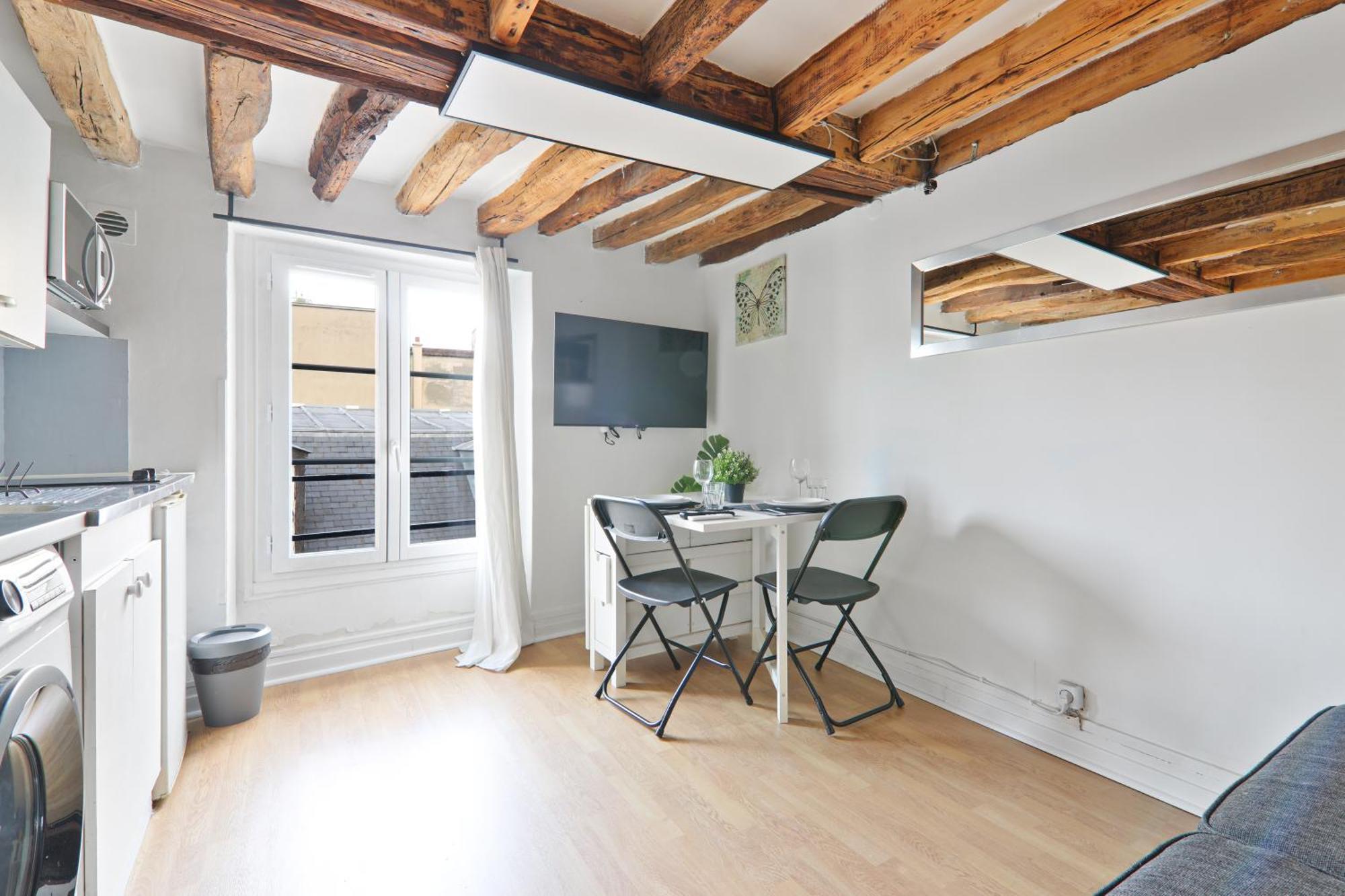 Quartier Saint-michel Notre-dame 4 Free Netflix Appartement